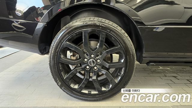 Land Rover Range Rover 2010 — photo 5