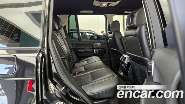 Land Rover Range Rover 2010 — photo 11
