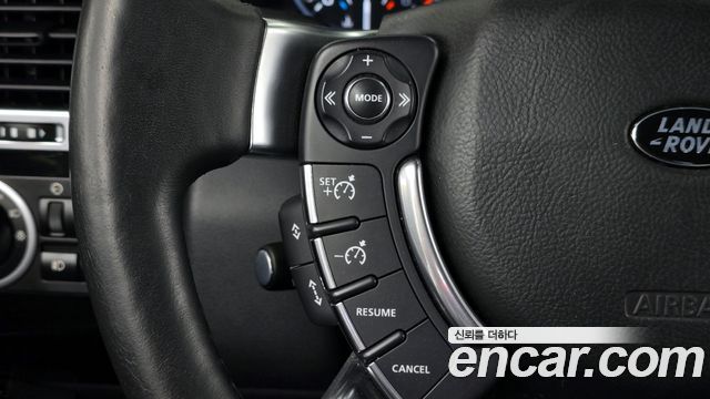 Land Rover Range Rover 2010 — photo 15