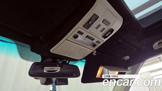 Land Rover Range Rover 2010 — photo 17
