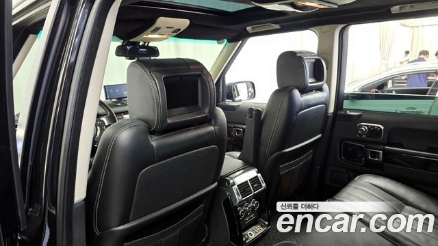 Land Rover Range Rover 2010 — photo 19