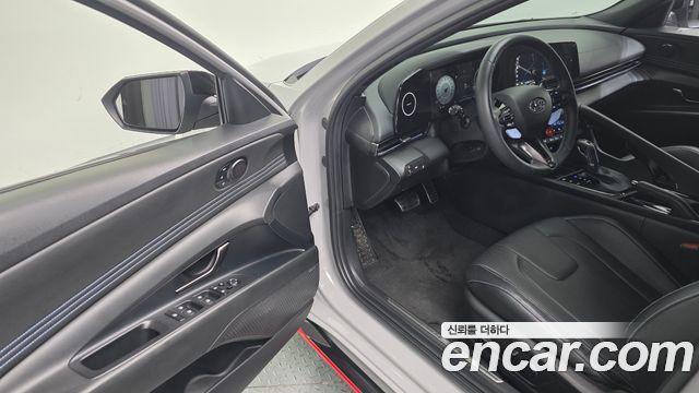 Hyundai AVANTE 2022 — photo 17