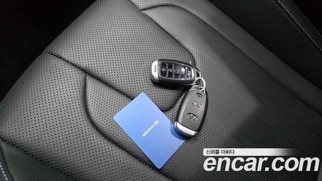 Hyundai AVANTE 2022 — photo 30