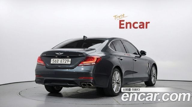 Genesis G70 2019 — photo 2