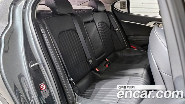 Genesis G70 2019 — photo 12