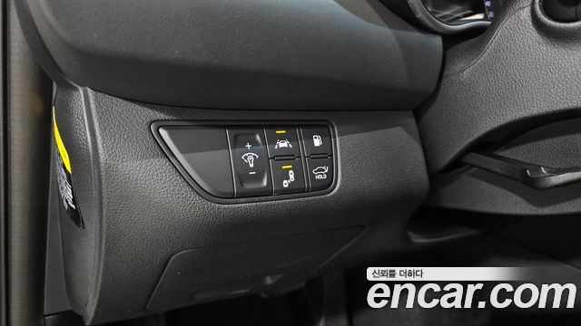 Genesis G70 2019 — photo 14
