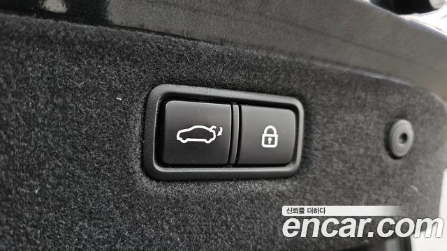 Genesis G70 2019 — photo 20