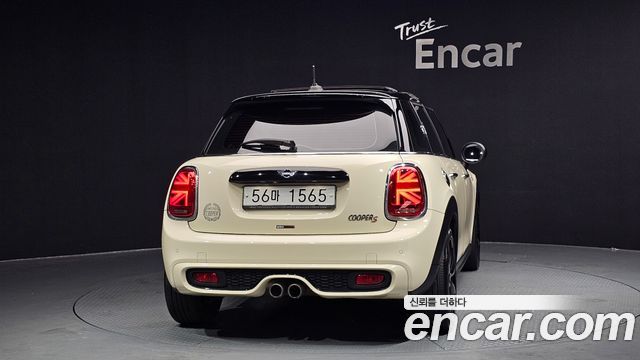Mini Cooper 2019 — photo 4