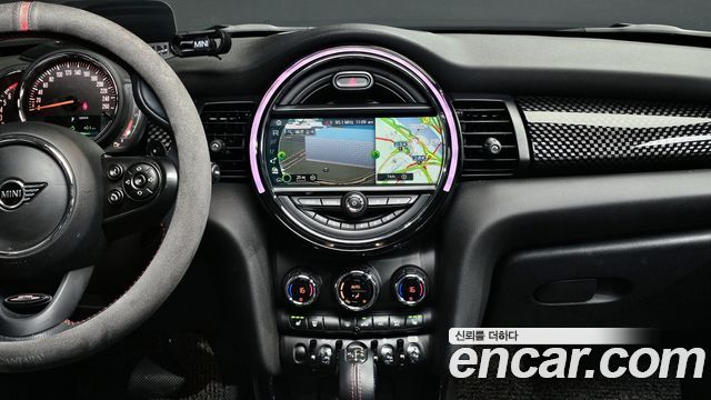 Mini Cooper 2019 — photo 15