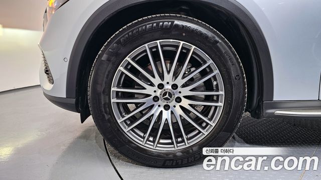 Mercedes-Benz GLC-Class 2025 — photo 5