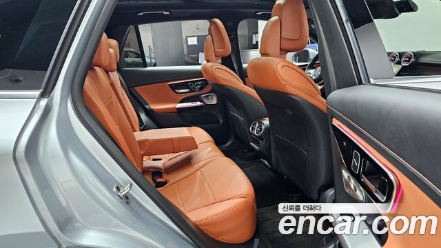 Mercedes-Benz GLC-Class 2025 — photo 17