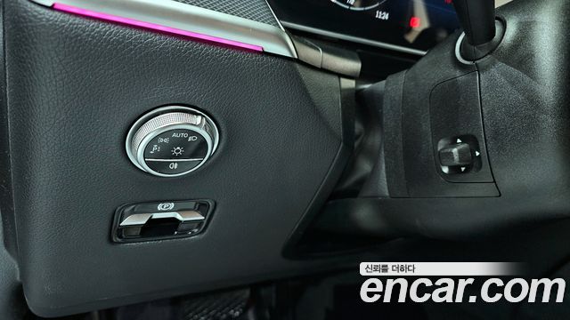 Mercedes-Benz GLC-Class 2025 — photo 22