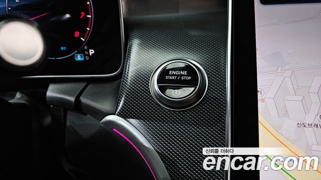 Mercedes-Benz GLC-Class 2025 — photo 27