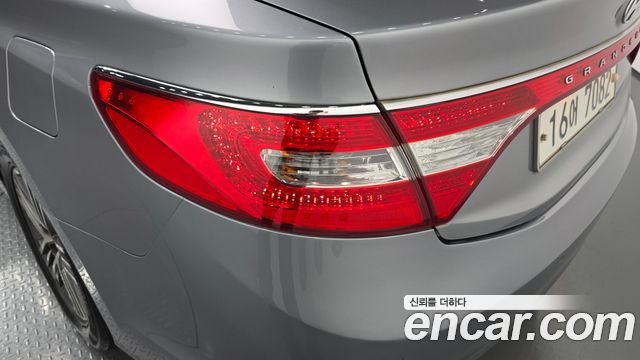 Hyundai Grandeur 2014 — photo 9