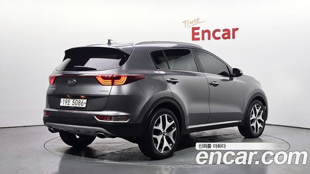 Kia Sportage 2018 — photo 2