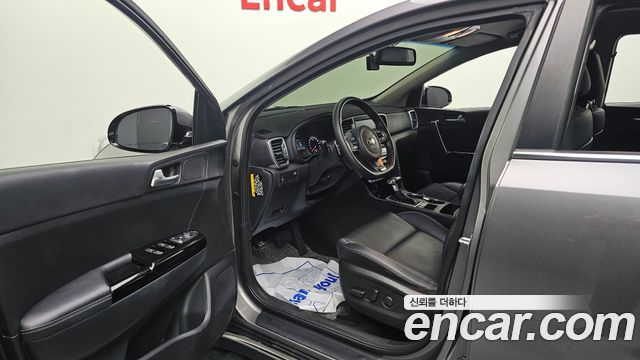 Kia Sportage 2018 — photo 10