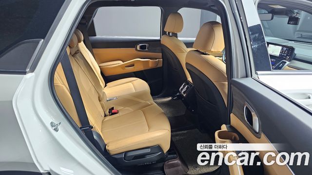 Kia Sorento 2022 — photo 18