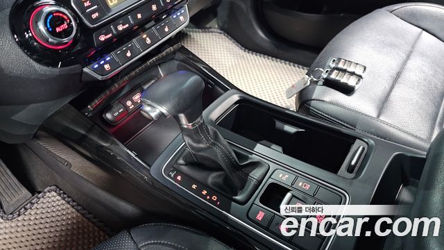 Kia Sorento 2018 — photo 9