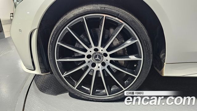 Mercedes-Benz CLS-Class 2019 — photo 5