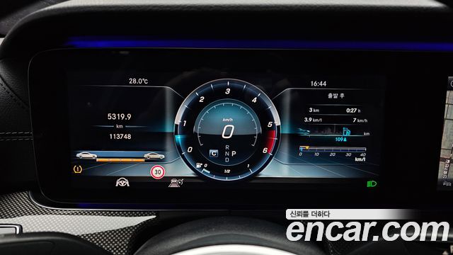 Mercedes-Benz CLS-Class 2019 — photo 11
