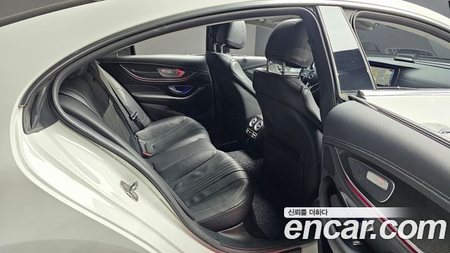 Mercedes-Benz CLS-Class 2019 — photo 18