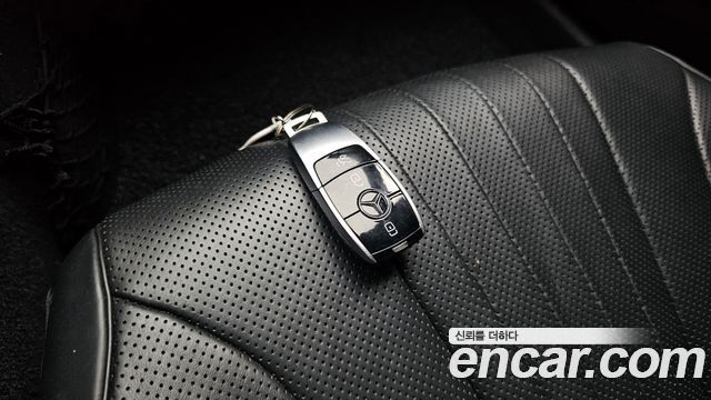 Mercedes-Benz CLS-Class 2019 — photo 31