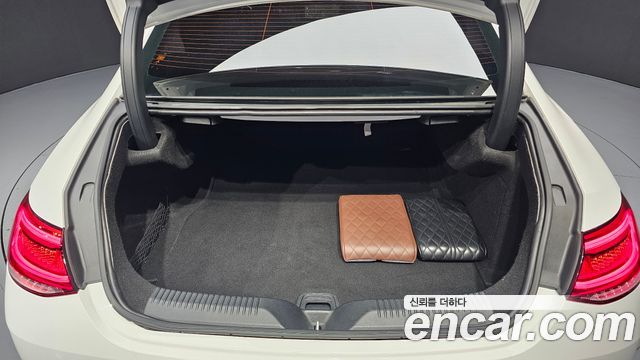 Mercedes-Benz CLS-Class 2019 — photo 32