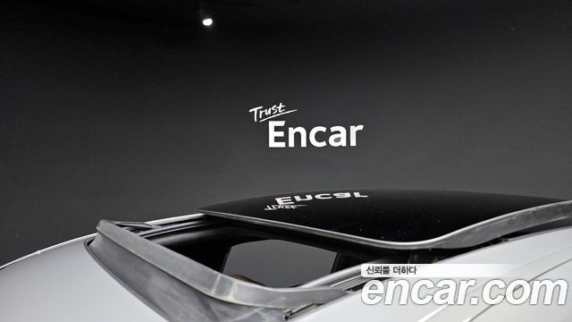BMW 7-Series 2020 — photo 25
