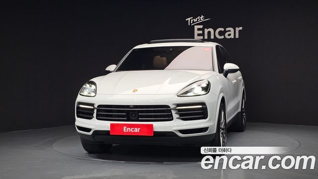 Porsche Cayenne 2022 — photo 3