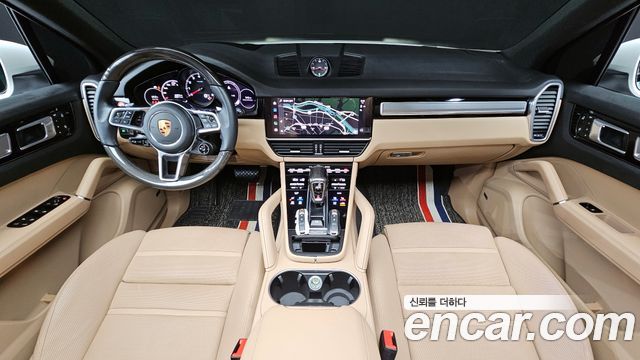 Porsche Cayenne 2022 — photo 10