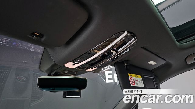 Porsche Cayenne 2022 — photo 30