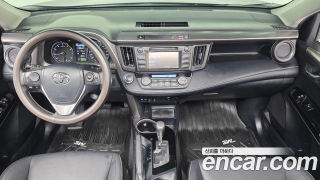 Toyota RAV4 2018 — photo 7