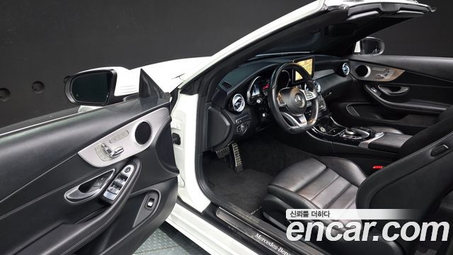 Mercedes-Benz C-Class 2018 — photo 13