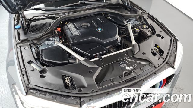 BMW 5-Series 2018 — photo 6