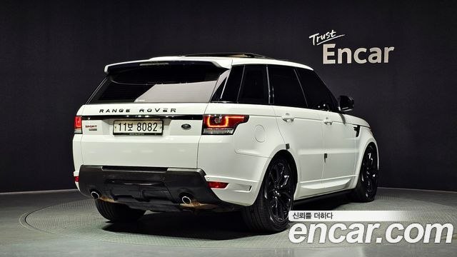Land Rover Range Rover Sport 2015 — photo 2