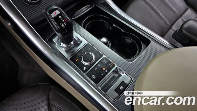 Land Rover Range Rover Sport 2015 — photo 9