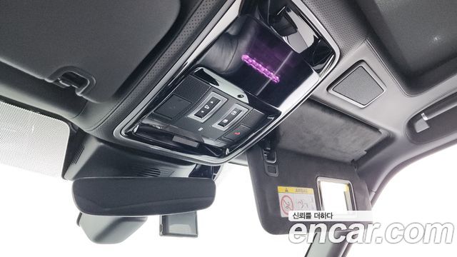 Land Rover Range Rover 2019 — photo 26