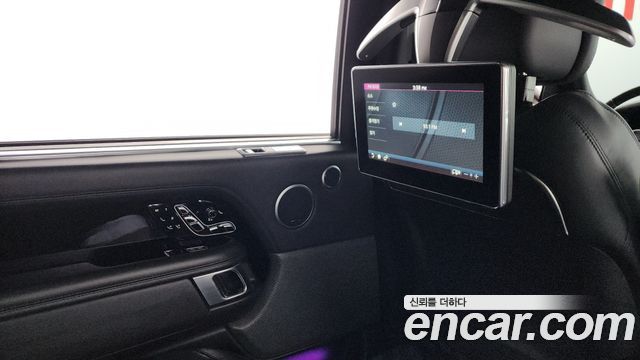 Land Rover Range Rover 2019 — photo 35