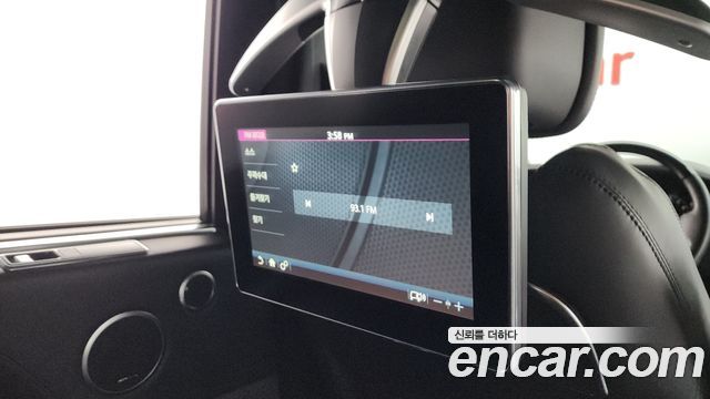 Land Rover Range Rover 2019 — photo 36