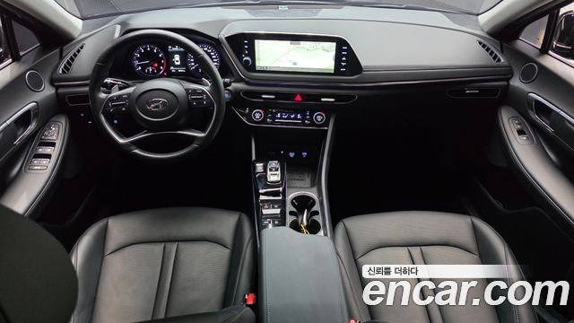 Hyundai Sonata 2022 — photo 10