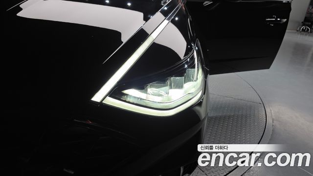 Hyundai Sonata 2022 — photo 8