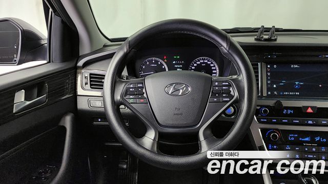 Hyundai Sonata 2015 — photo 13