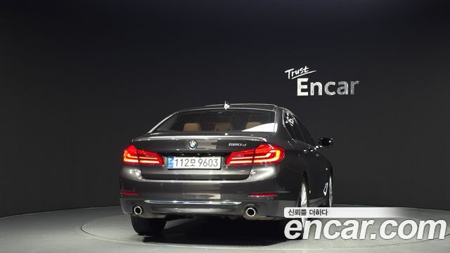 BMW 5-Series 2018 — photo 4