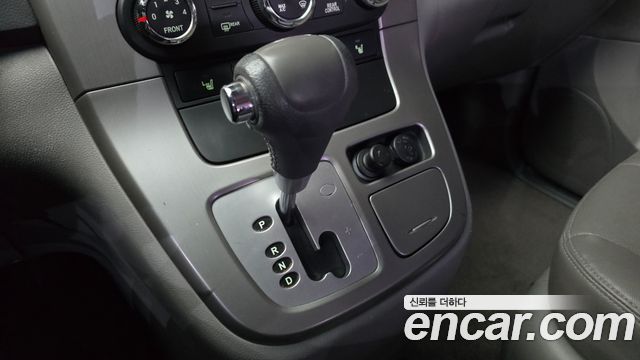 Kia Canival 2014 — photo 12