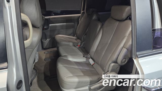 Kia Canival 2014 — photo 17