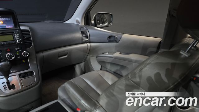 Kia Canival 2014 — photo 16