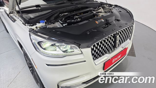Lincoln Aviator 2023 — photo 6