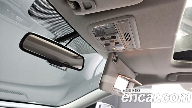 Honda Civic 2018 — photo 24