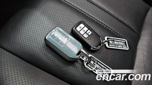 Honda Civic 2018 — photo 30