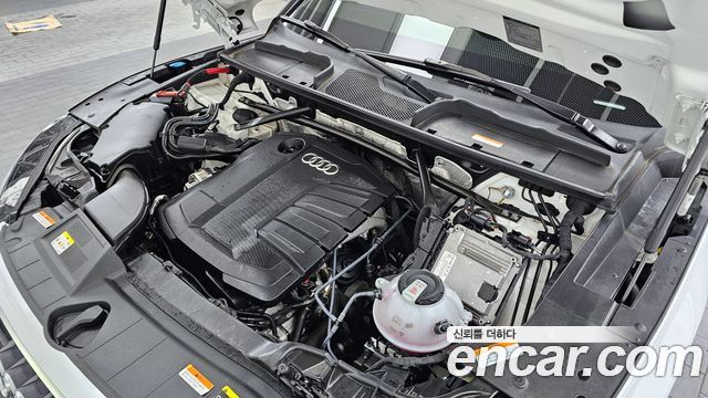 Audi Q5 2021 — photo 6